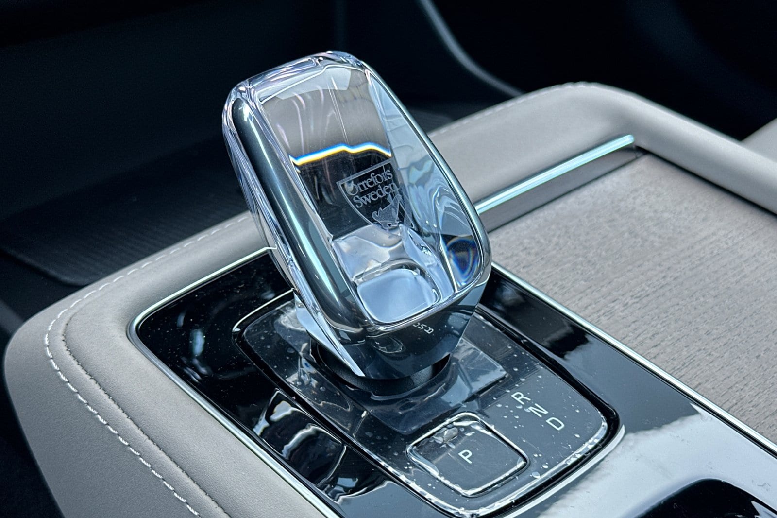 2025 Volvo XC90 Core - Photo 21