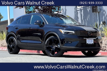 2025 Volvo EC40 Twin Ultra Black Edition SUV