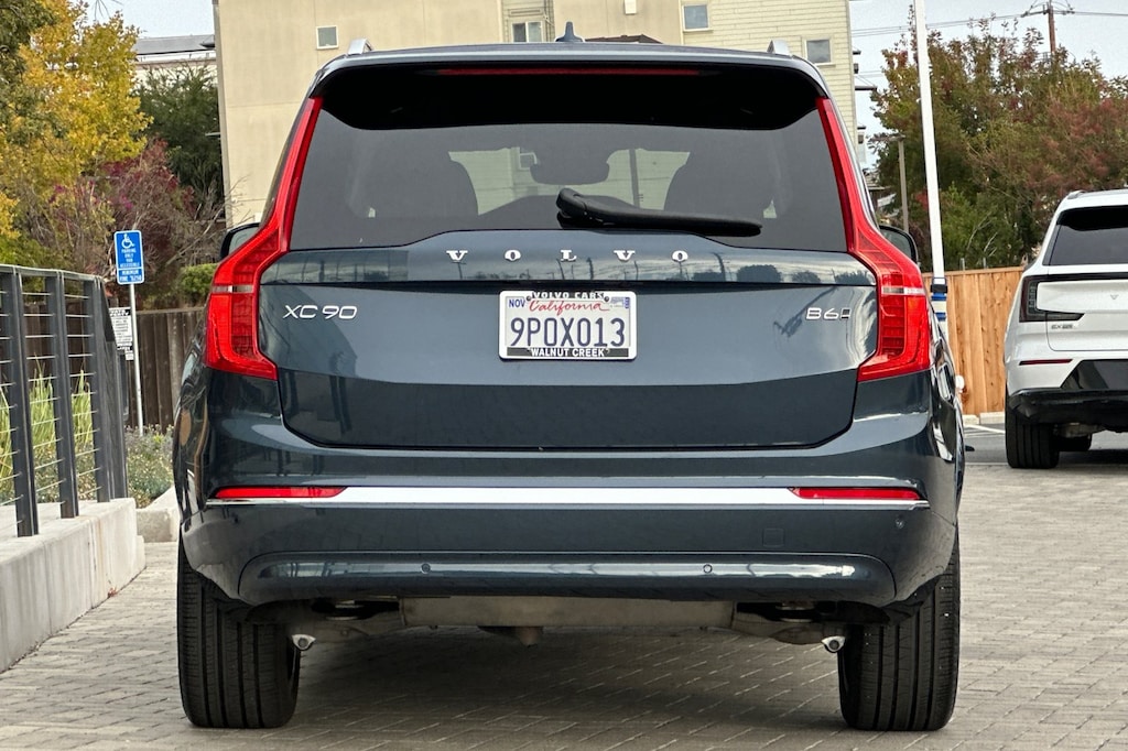 2025 Volvo XC90 Plus photo 4