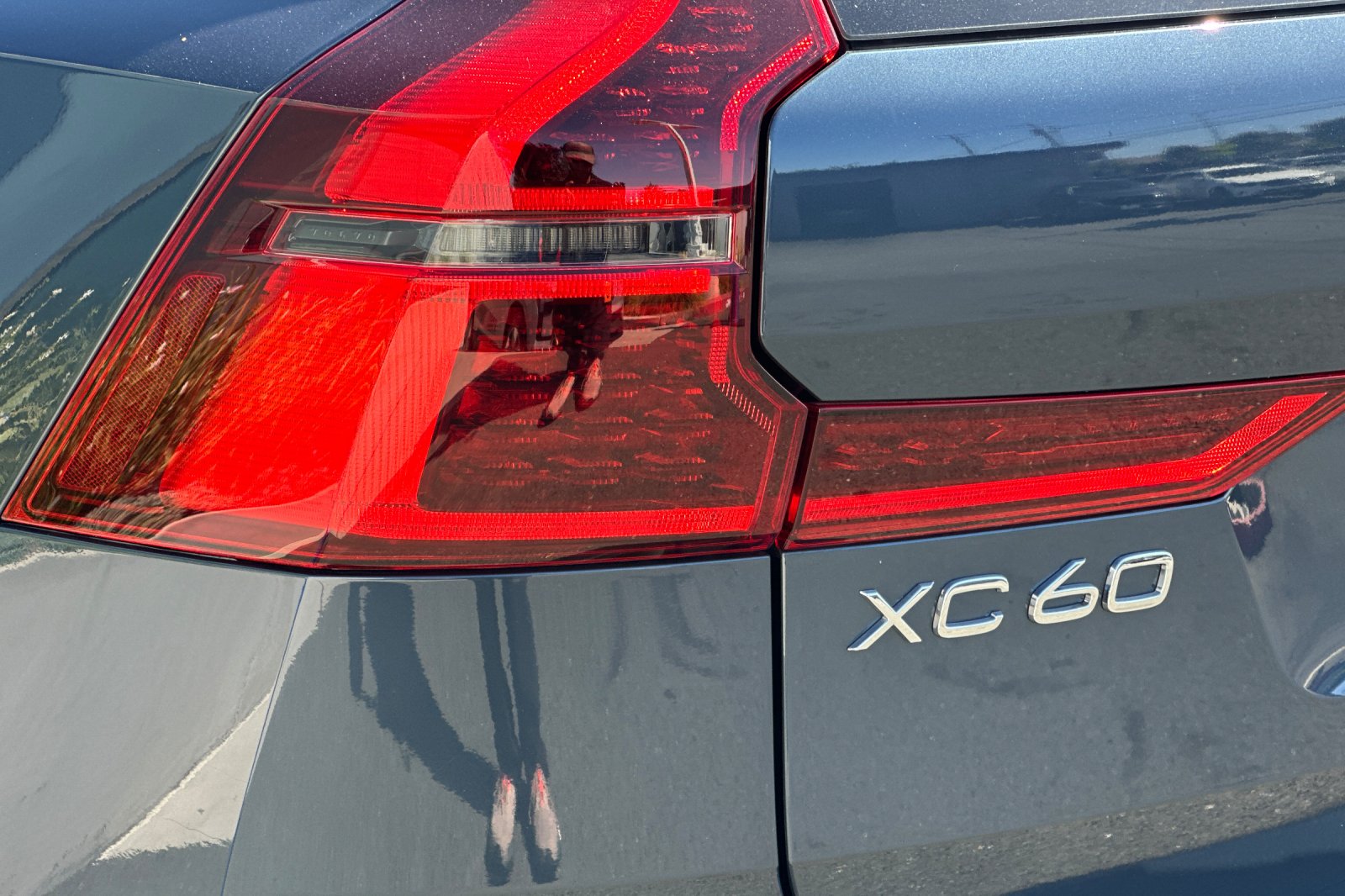 2026 Volvo XC60 Plus - Photo 27