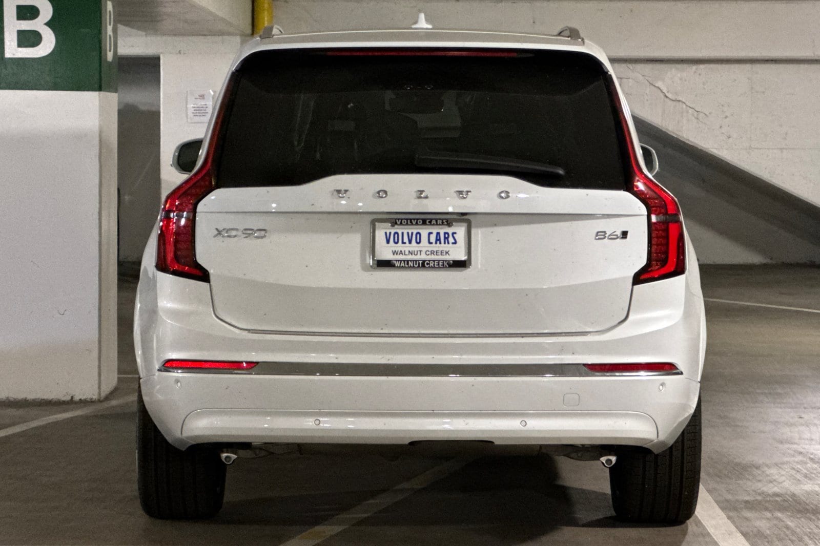 2025 Volvo XC90 B6 (2025.5) Core photo 4