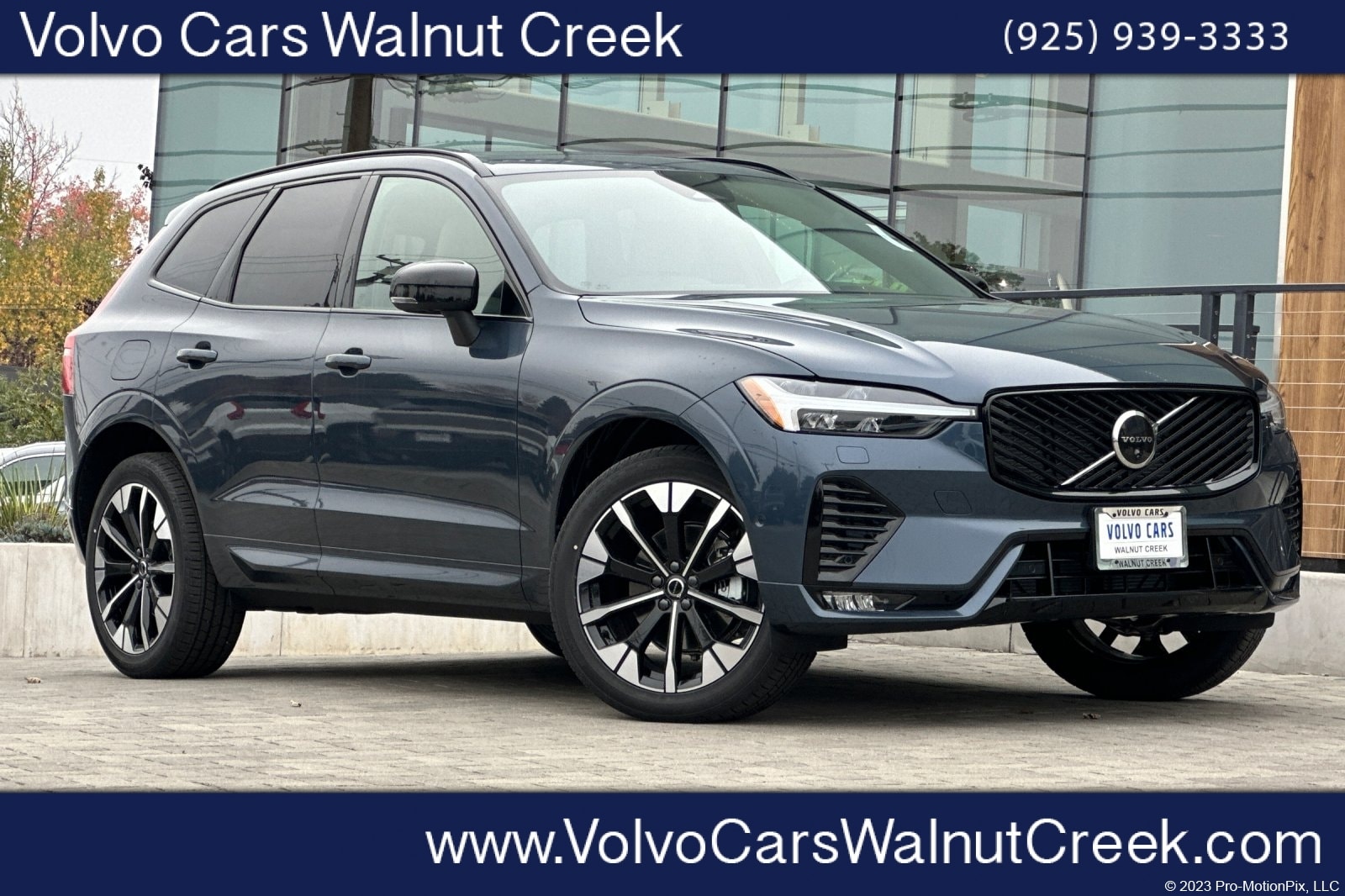 2026 Volvo XC60 Plus's photo