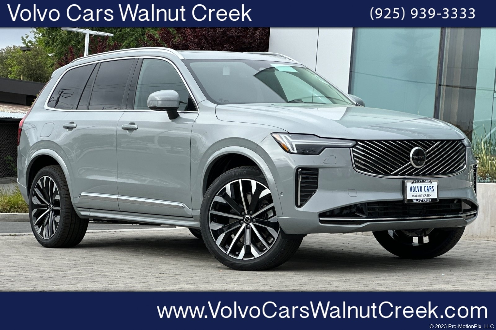 2025 Volvo XC90 Plus's photo