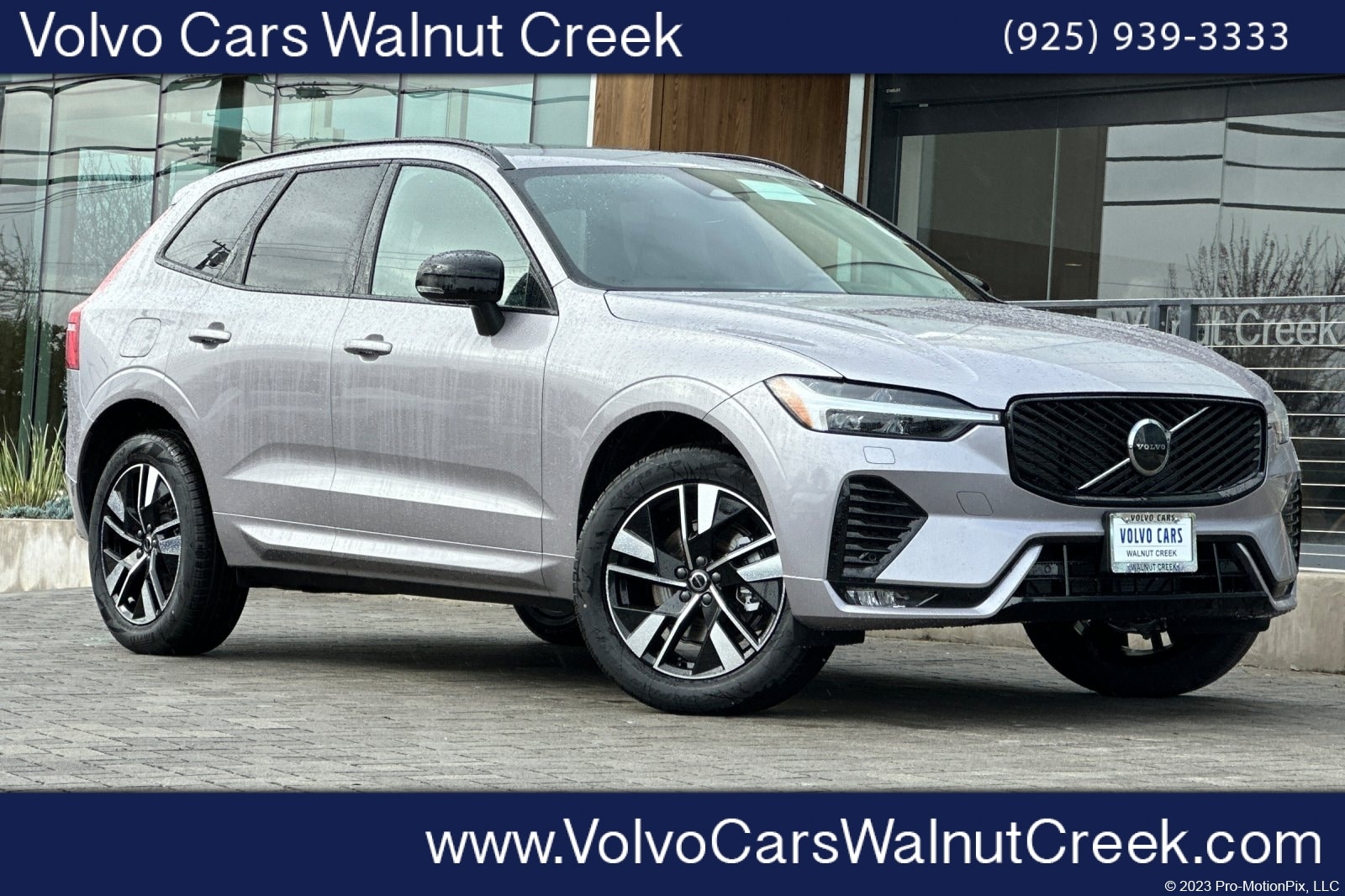 2026 Volvo XC60 B5 Core Dark AWD's photo