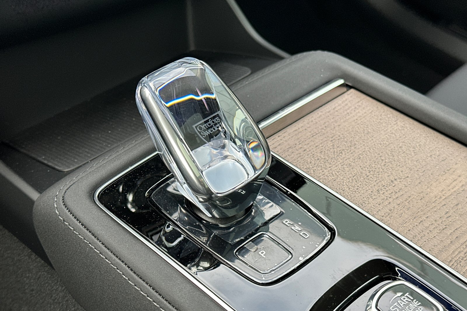 2025 Volvo XC90 Plus - Photo 21