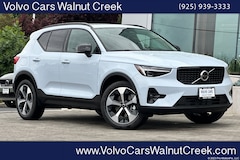 2026 Volvo XC40 B5 Plus AWD SUV