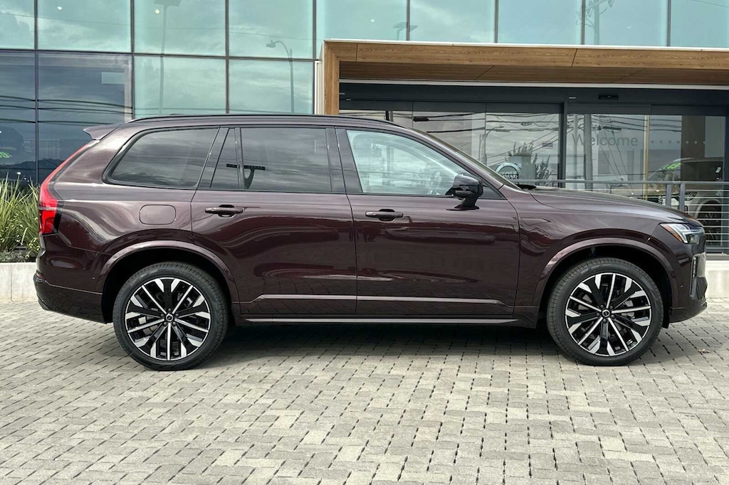 New 2026 Volvo XC90 B6 Ultra Dark Theme 7-Seater SUV