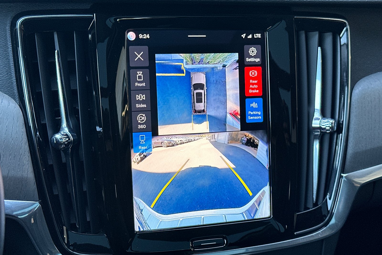 2025 Volvo V90 Cross Country Plus - Photo 20