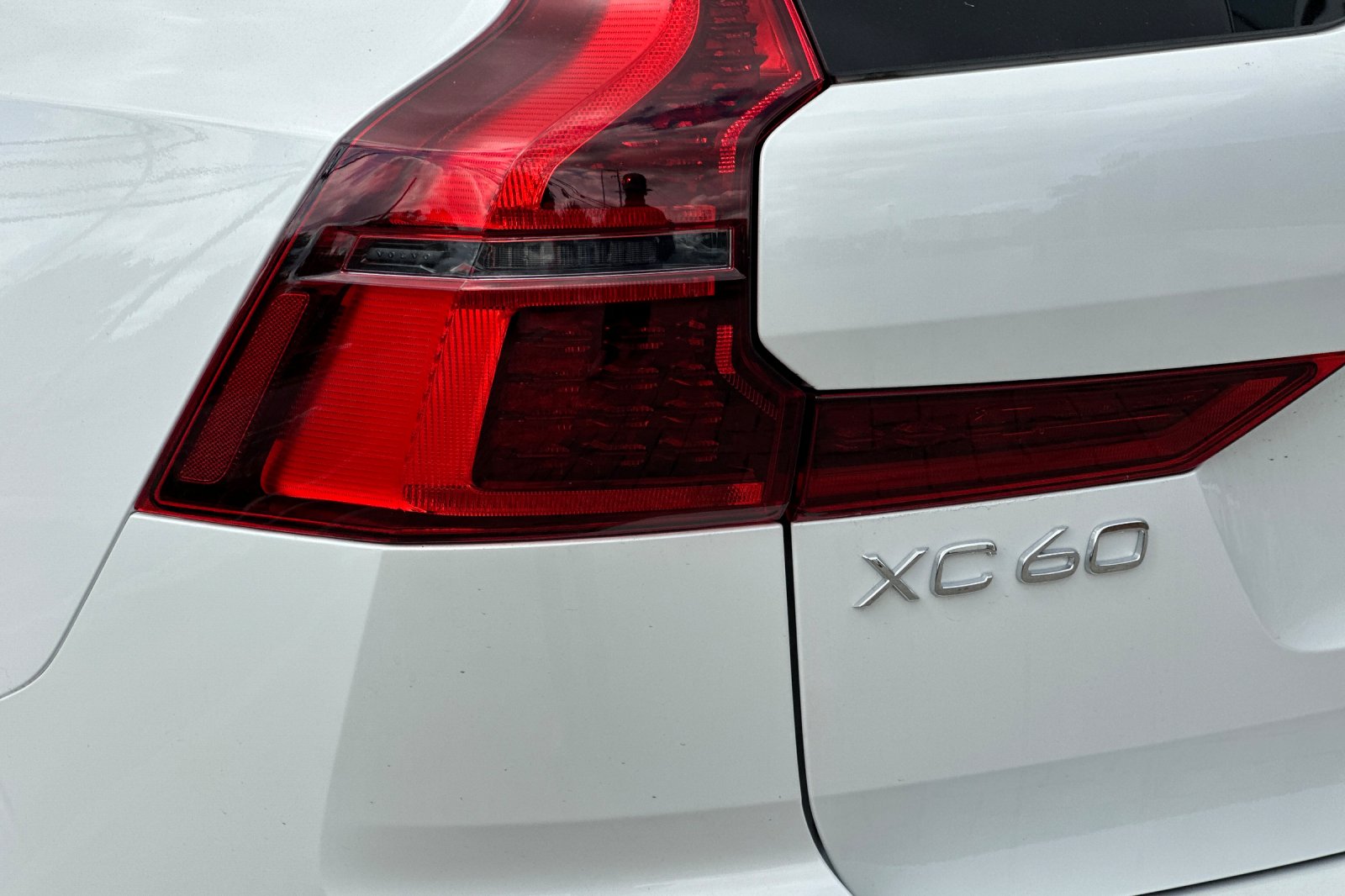 2026 Volvo XC60 Plus - Photo 27