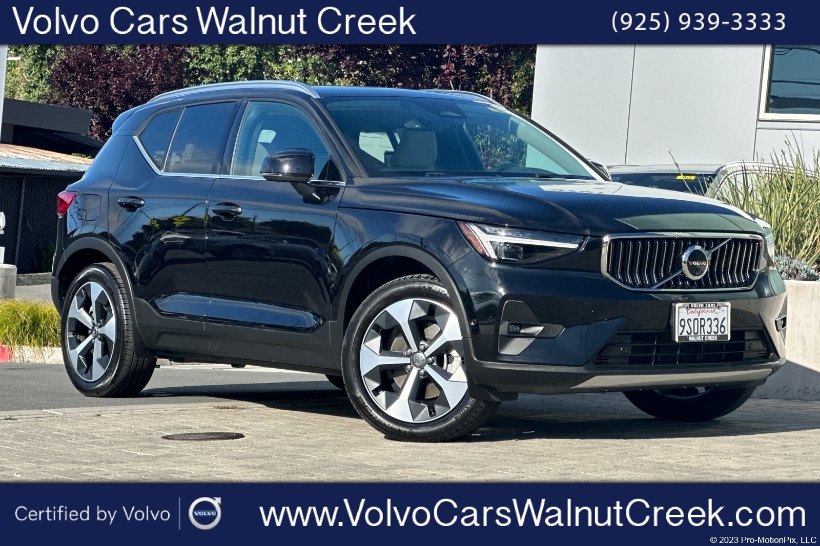 2025 Volvo XC40 B5 Plus Bright AWD's photo