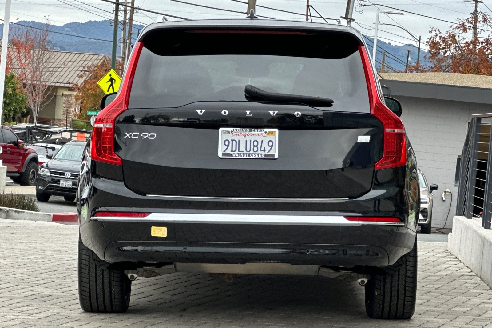 2023 Volvo XC90 Recharge Plug-In Hybrid Plus 6-Seater photo 5