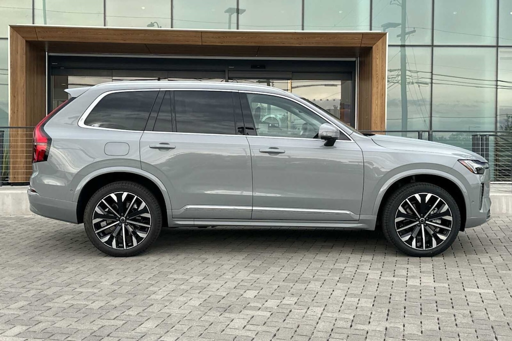 New 2026 Volvo XC90 B6 Plus 7-Seater SUV
