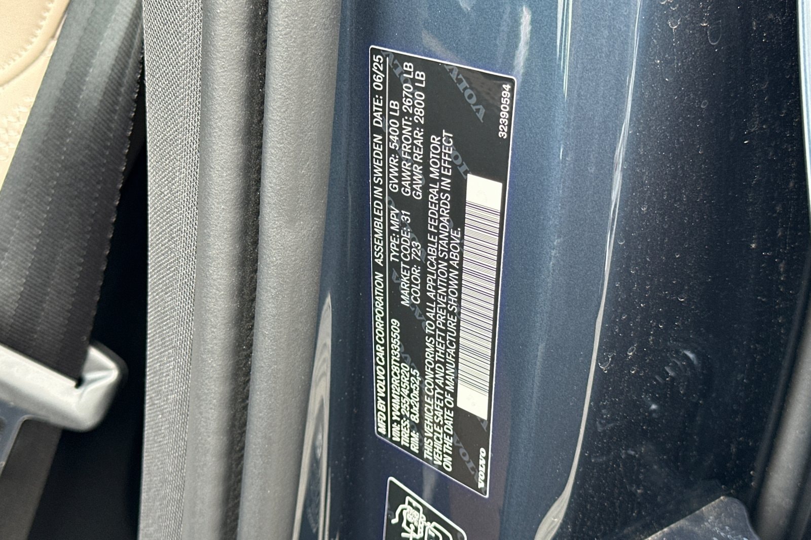 2026 Volvo XC60 Plus - Photo 28
