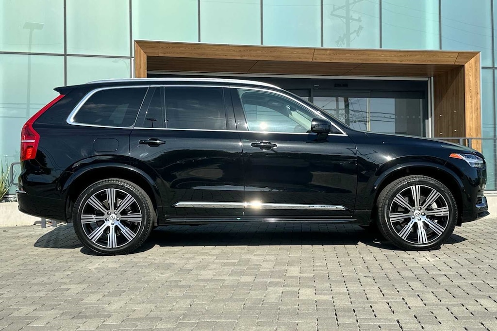 Certified 2023 Volvo XC90 Recharge Plug-In Hybrid Ultimate Bright 7-Seater SUV
