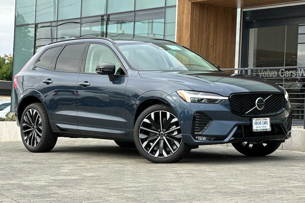 New 2026 Volvo XC60 B5 Ultra SUV