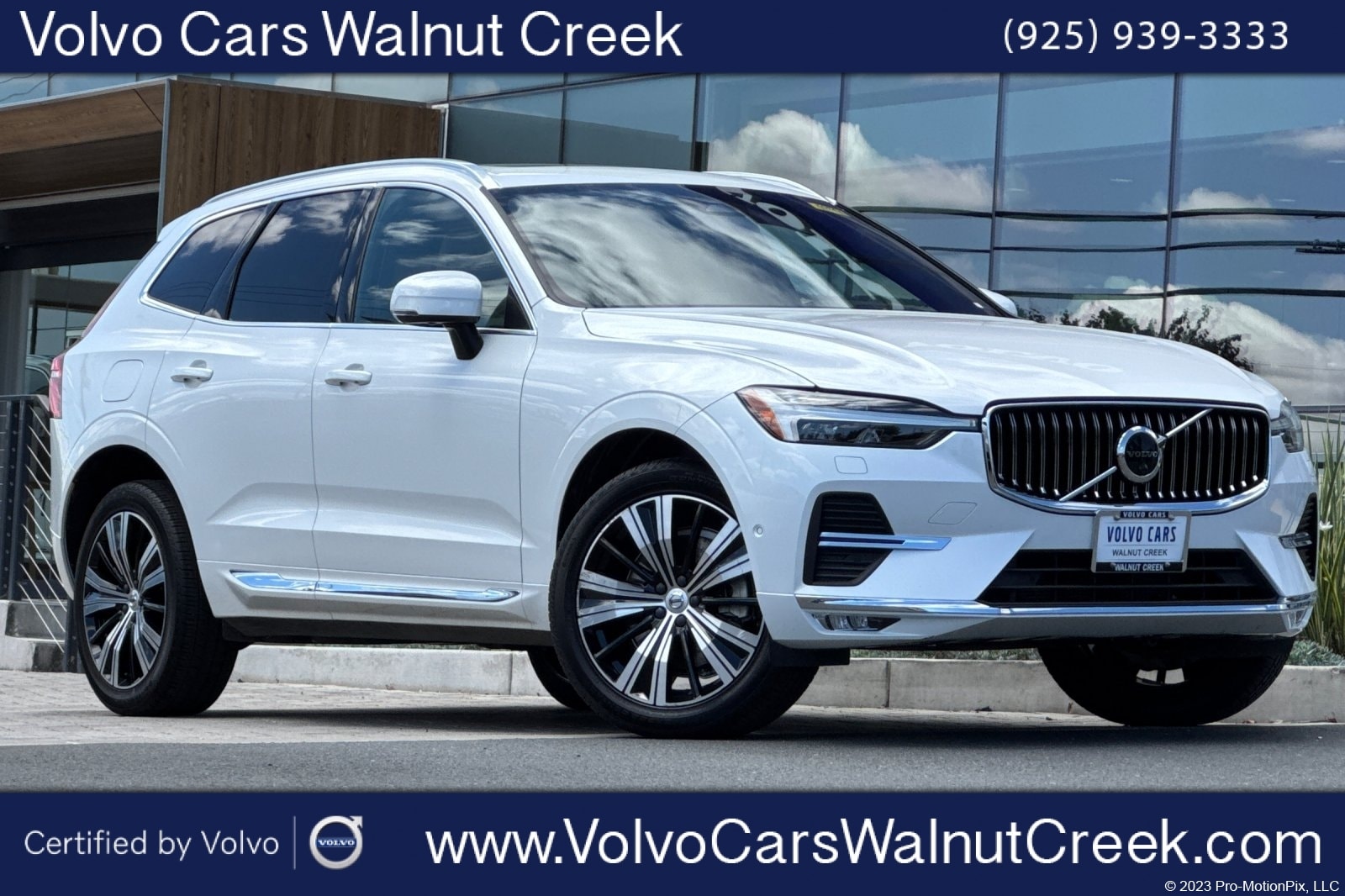 2023 Volvo XC60 B5 Ultimate Bright Theme FWD's photo