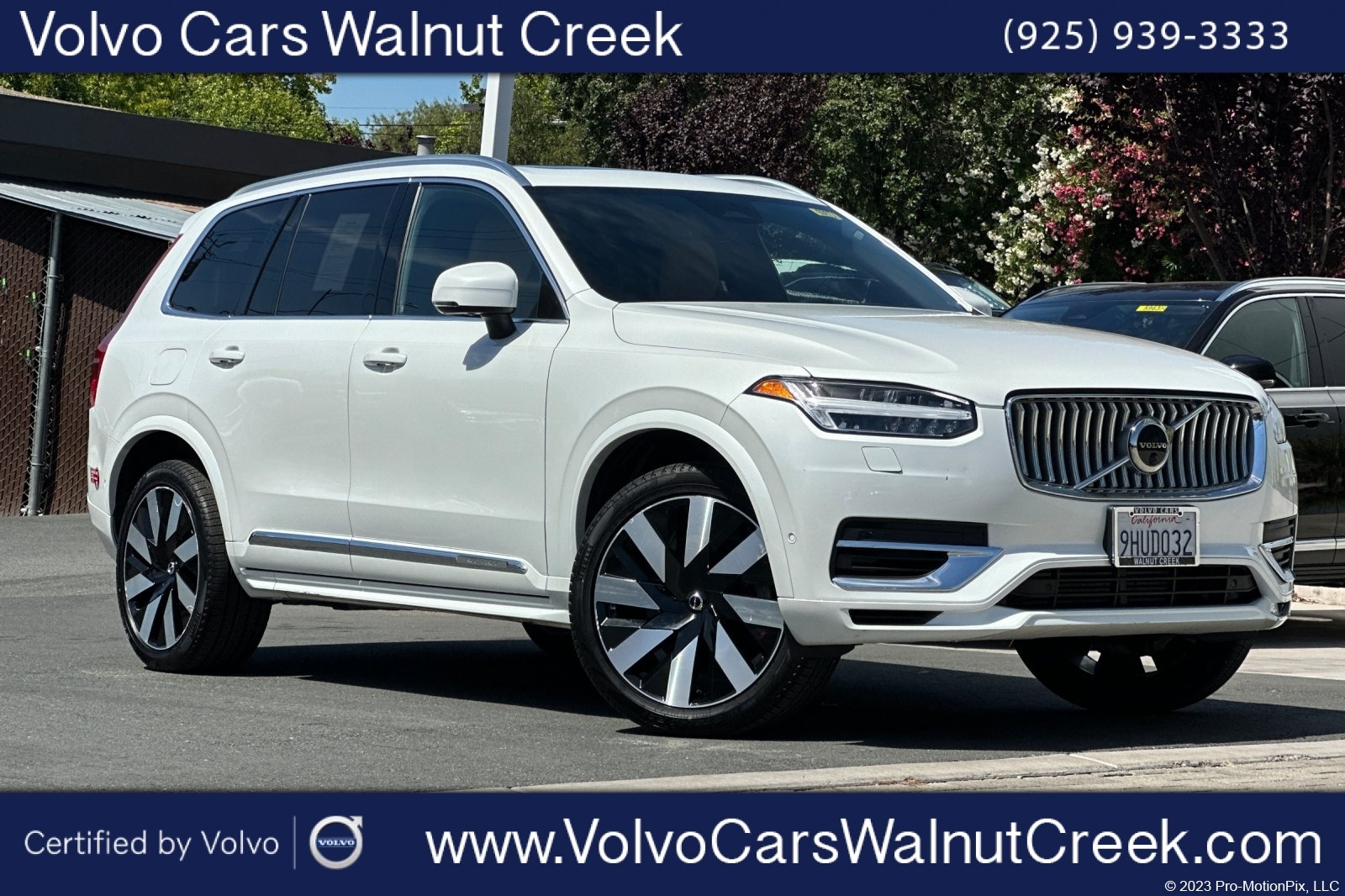 2023 Volvo XC90 T8 Recharge Ultimate Bright Theme 4WD's photo