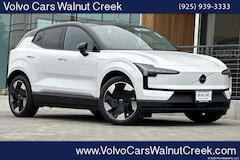 2025 Volvo EX30 Twin Motor Plus SUV