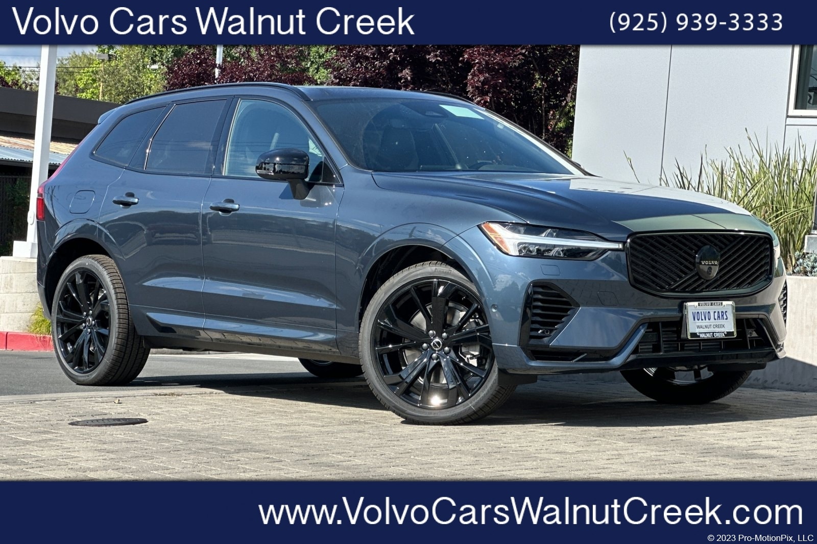 2026 Volvo XC60 T8 Ultra Black Edition Theme AWD's photo