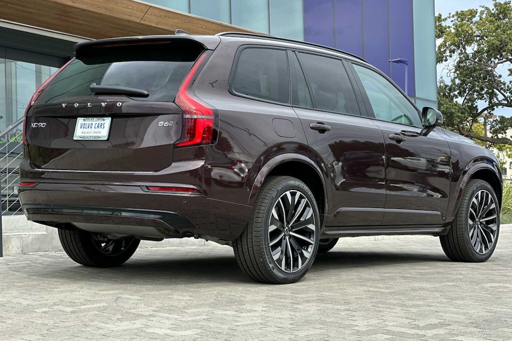 New 2026 Volvo XC90 B6 Ultra Dark Theme 7-Seater SUV
