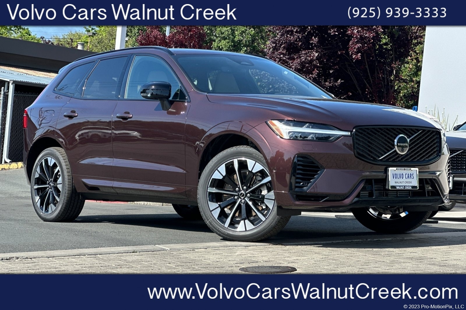2026 Volvo XC60 T8 Plus Dark AWD's photo