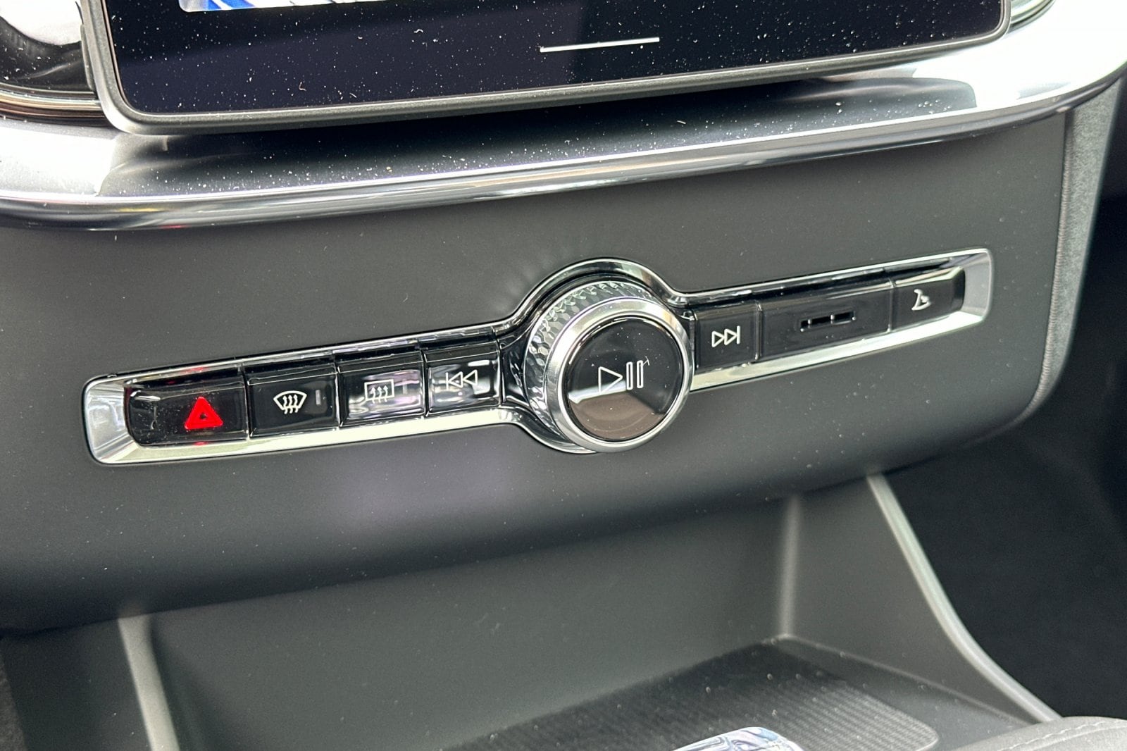 2025 Volvo XC90 Plus - Photo 20