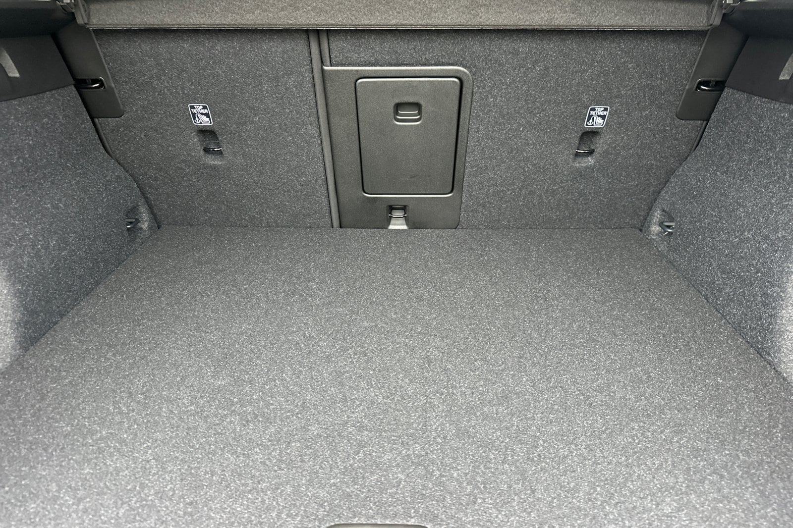 2026 Volvo XC40 Core - Photo 15