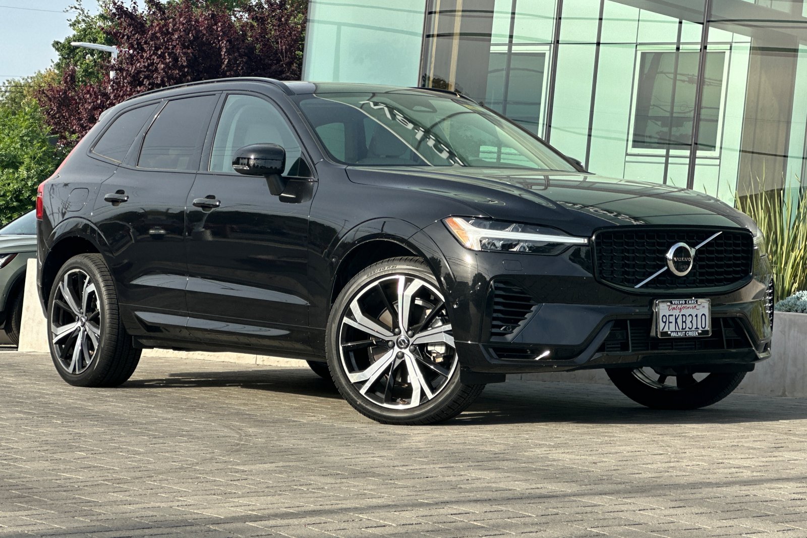 Certified 2023 Volvo XC60 Ultimate with VIN YV4H60DX1P1296298 for sale in Walnut Creek, CA
