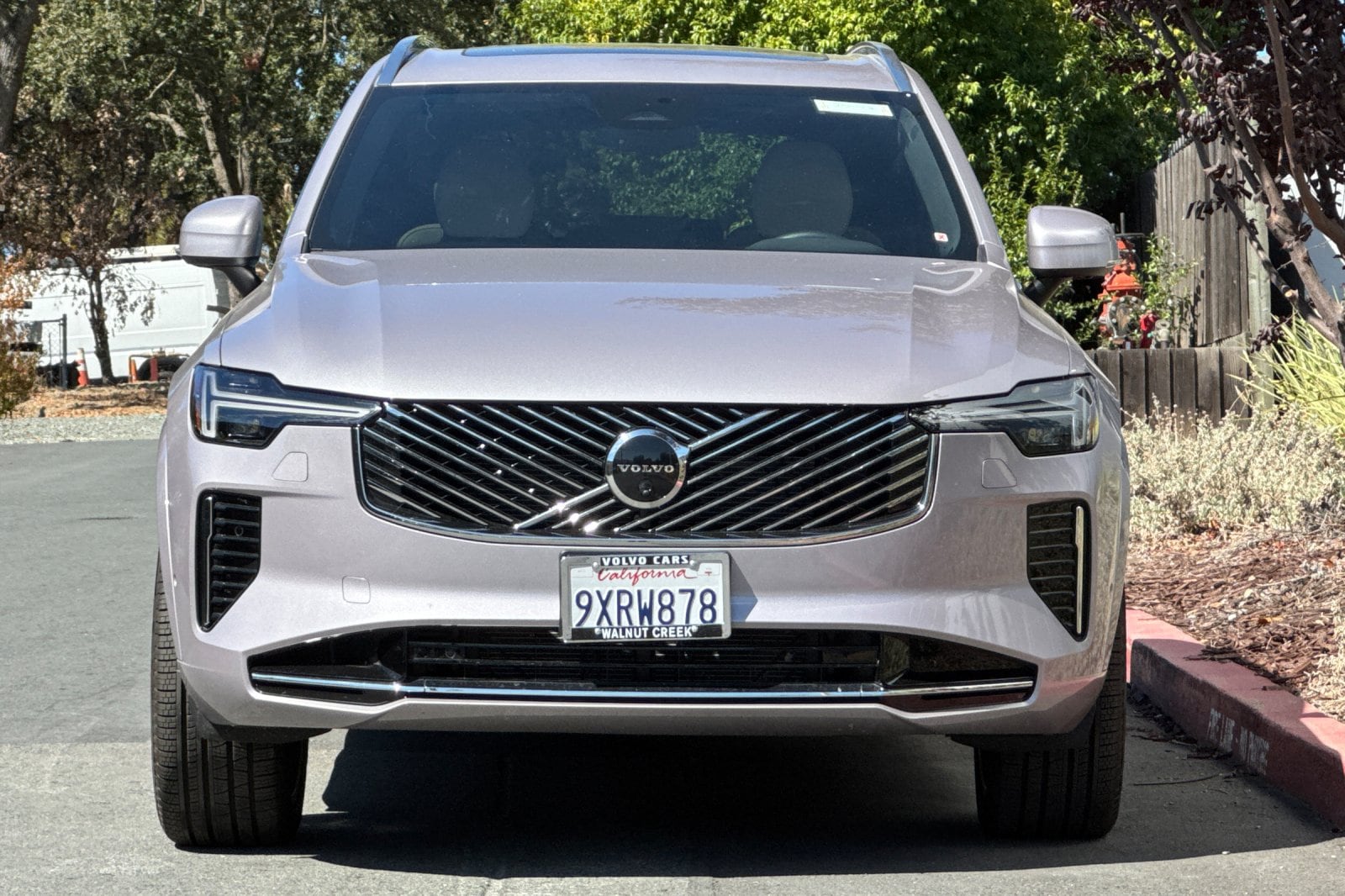 2026 Volvo XC90 Plus - Photo 9
