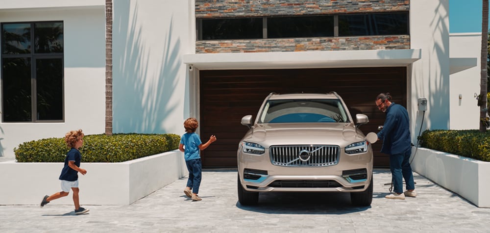 volvo-family.jpg