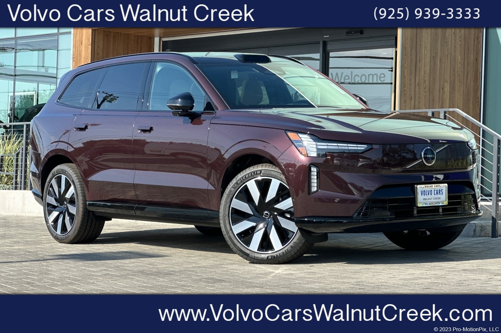 2025 Volvo EX90 Plus's photo