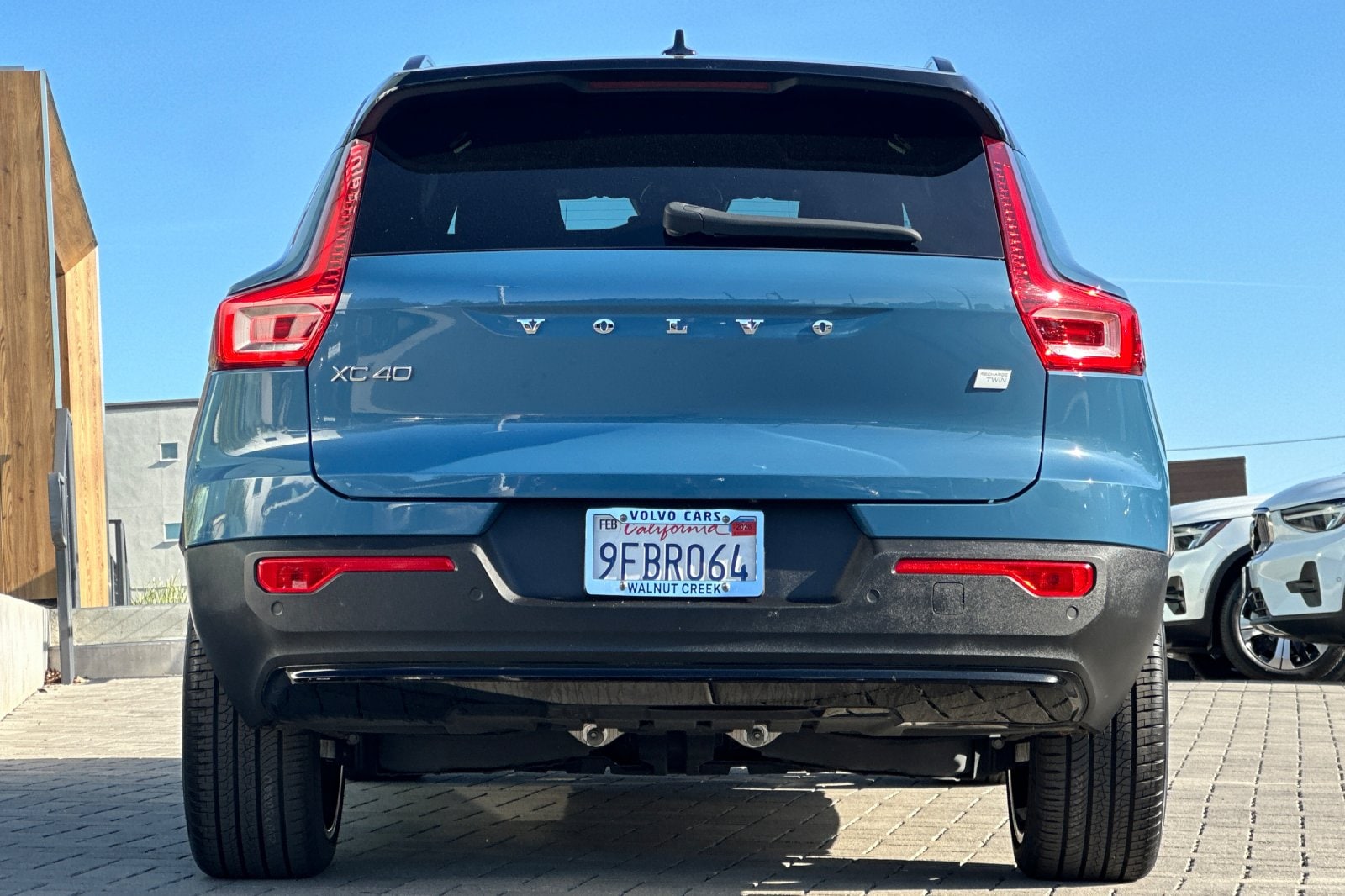 2023 Volvo XC40 Recharge Pure Electric Ultimate photo 4