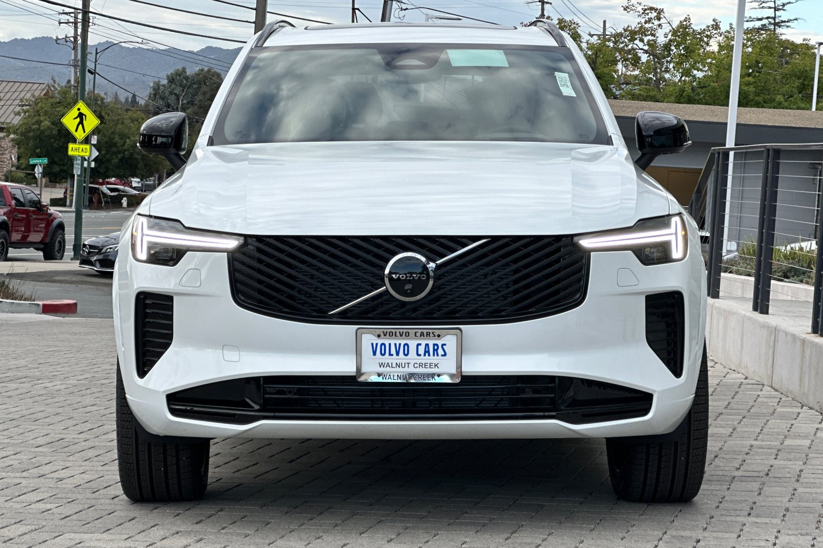 2026 Volvo XC90 Ultra - Photo 9