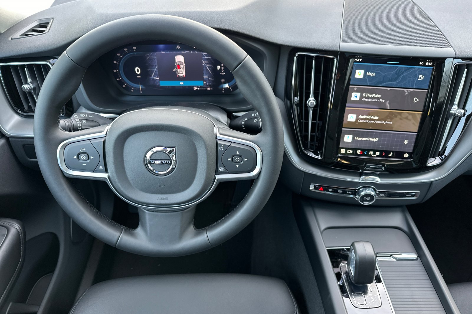 2025 Volvo XC60 Core - Photo 15