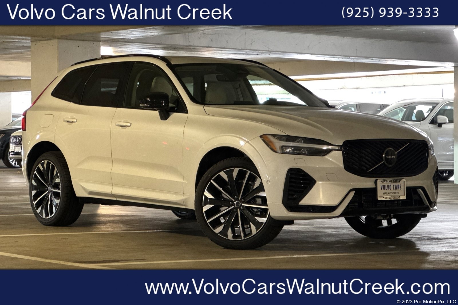 2026 Volvo XC60 T8 Ultra Dark AWD's photo