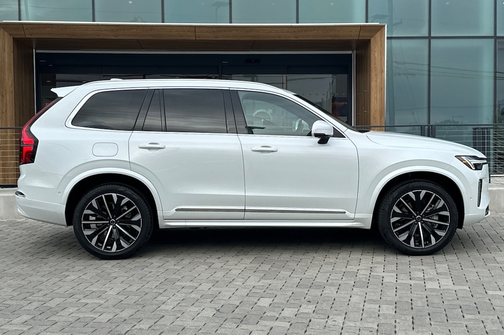 New 2026 Volvo XC90 B6 Ultra 7-Seater SUV