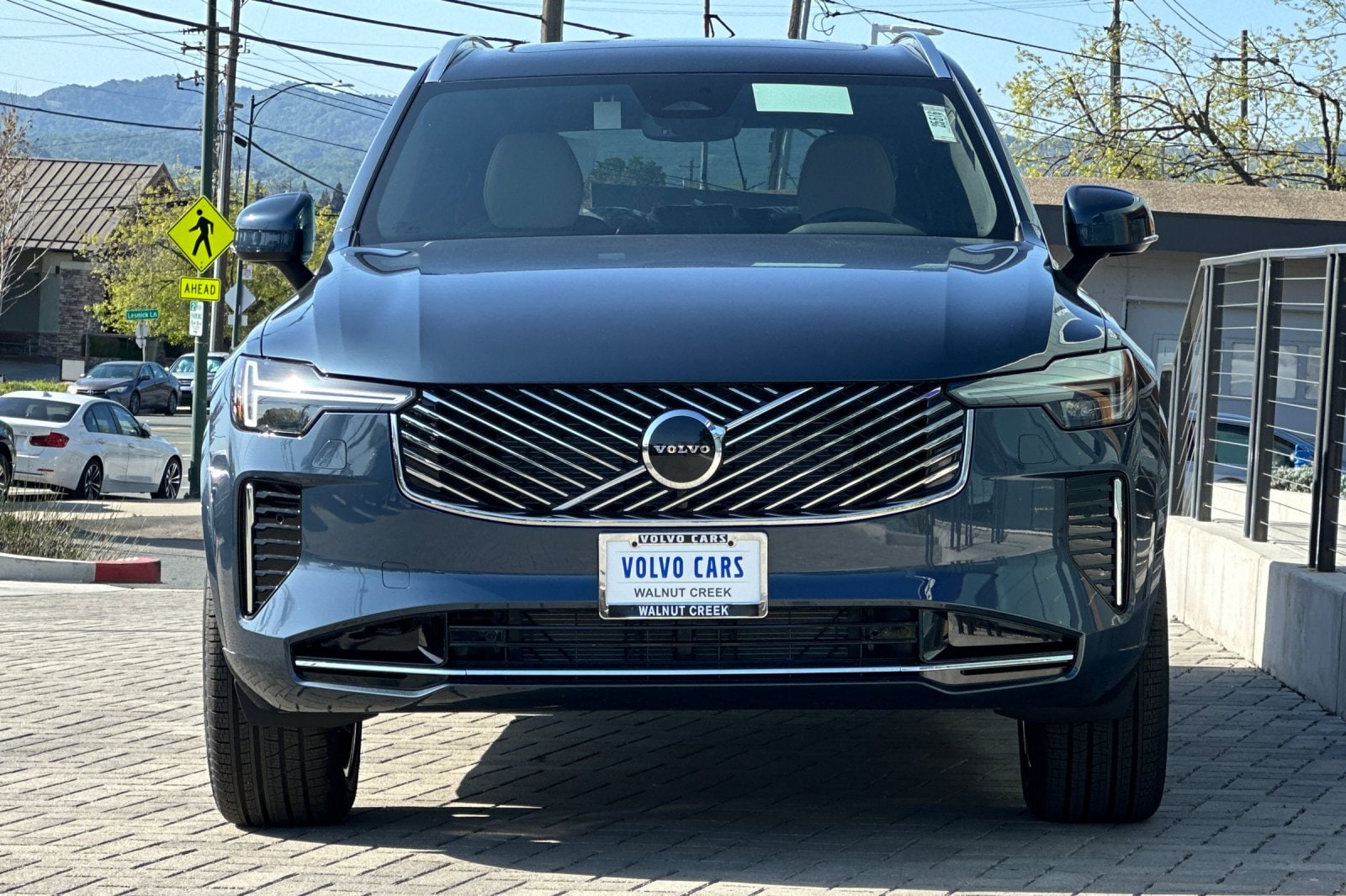 2025 Volvo XC90 Core - Photo 9