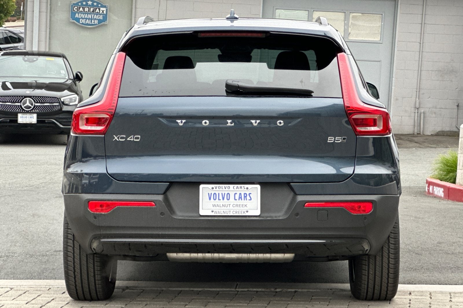 2026 Volvo XC40 Core - Photo 5
