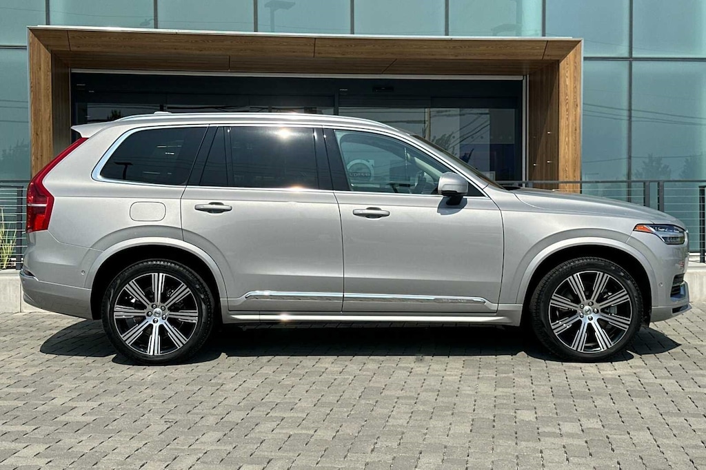 Certified 2024 Volvo XC90 plug-in hybrid T8 Plus Bright 7-Seater SUV