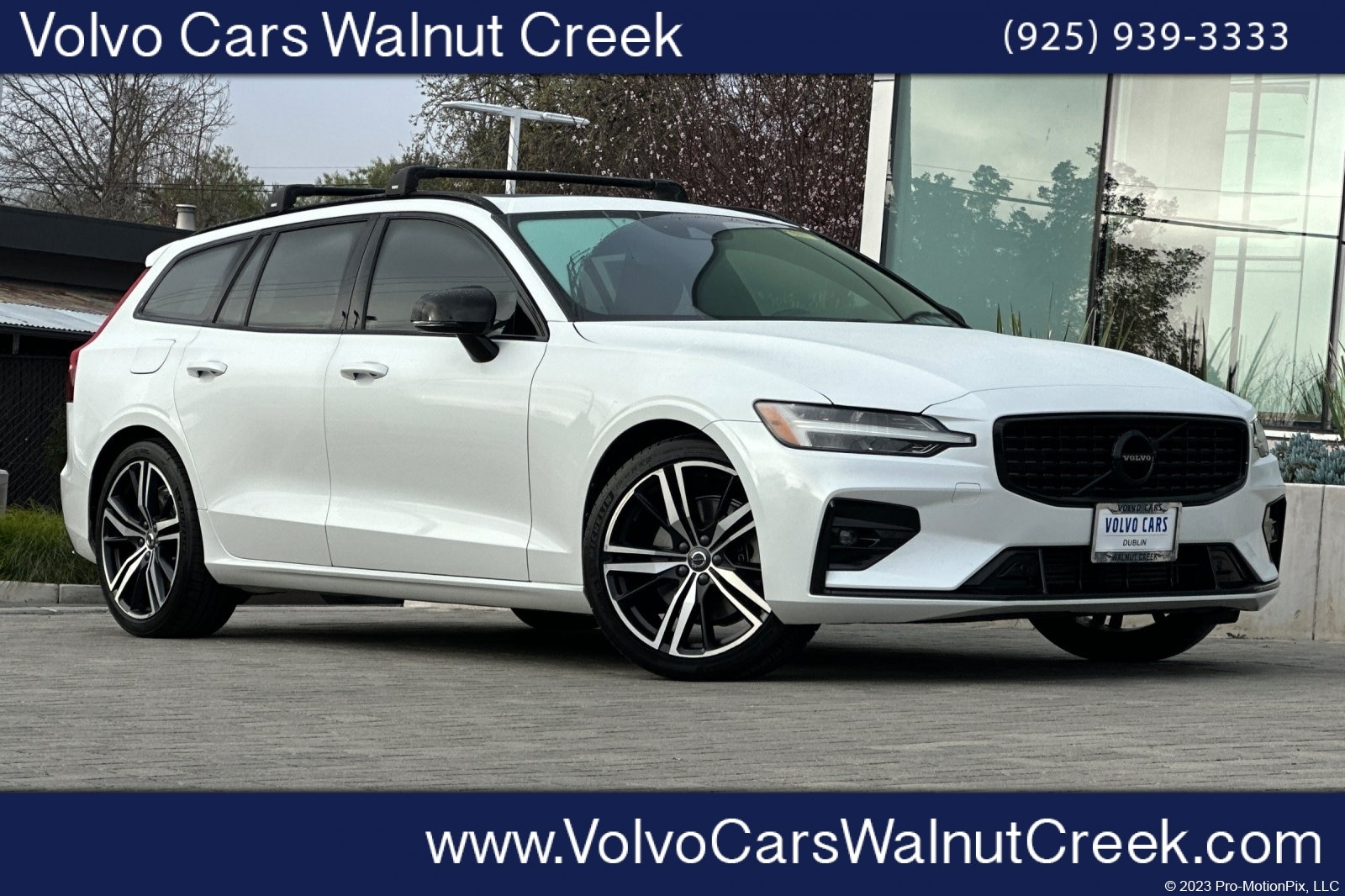 2020 Volvo V60 R-Design