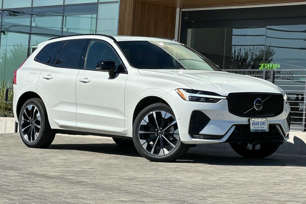 New 2026 Volvo XC60 B5 Plus SUV