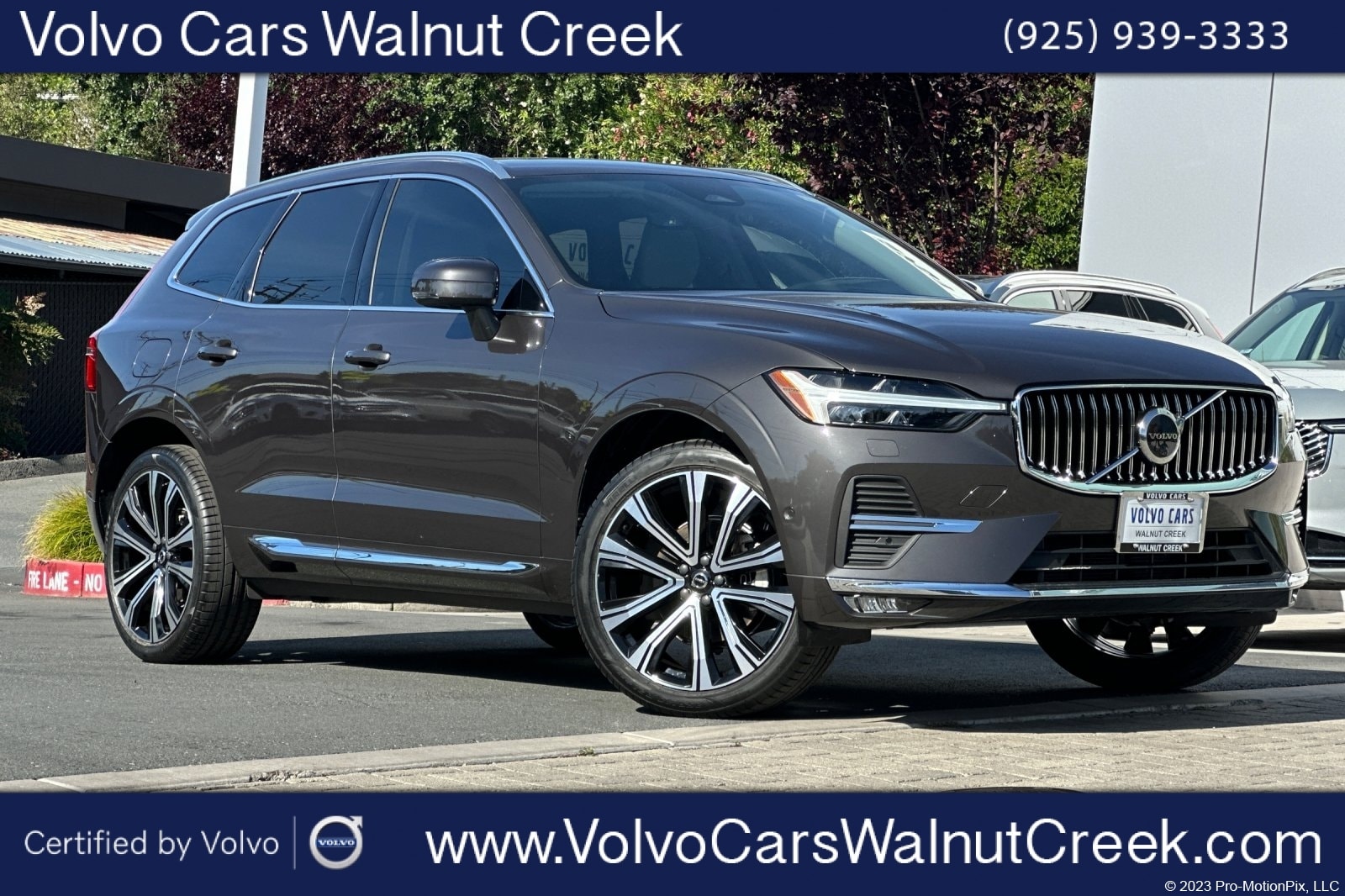 2023 Volvo XC60 B5 Ultimate Bright Theme FWD's photo