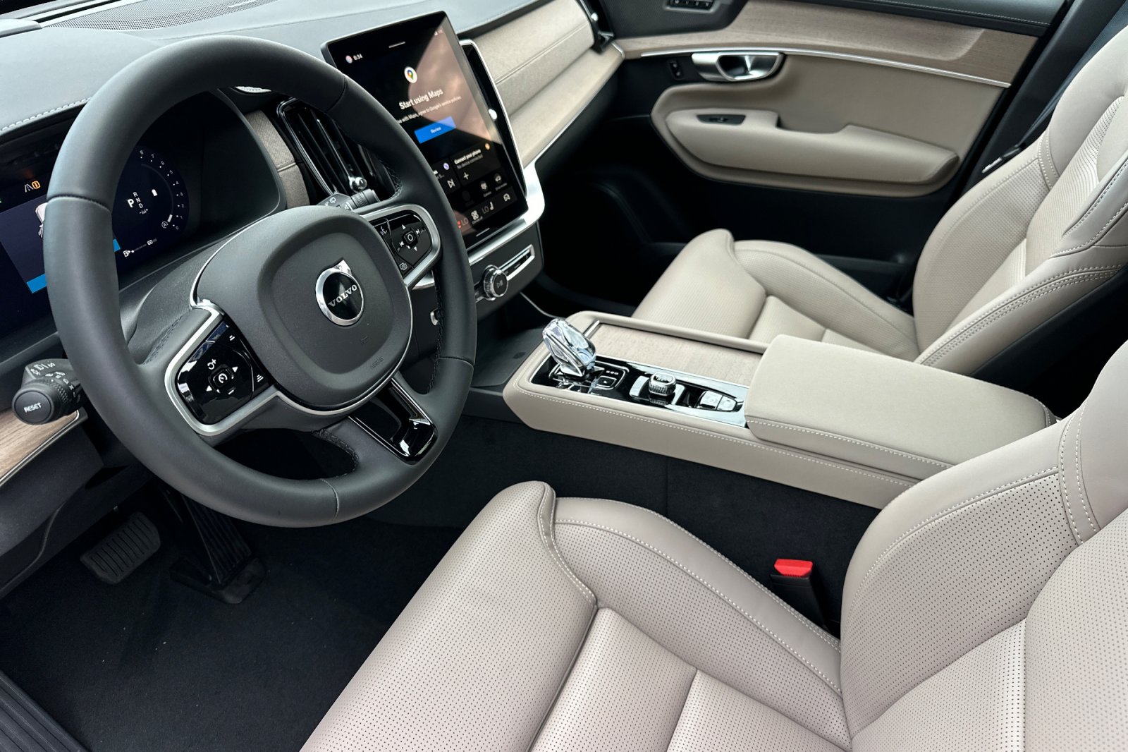 2026 Volvo XC90 Ultra - Photo 10