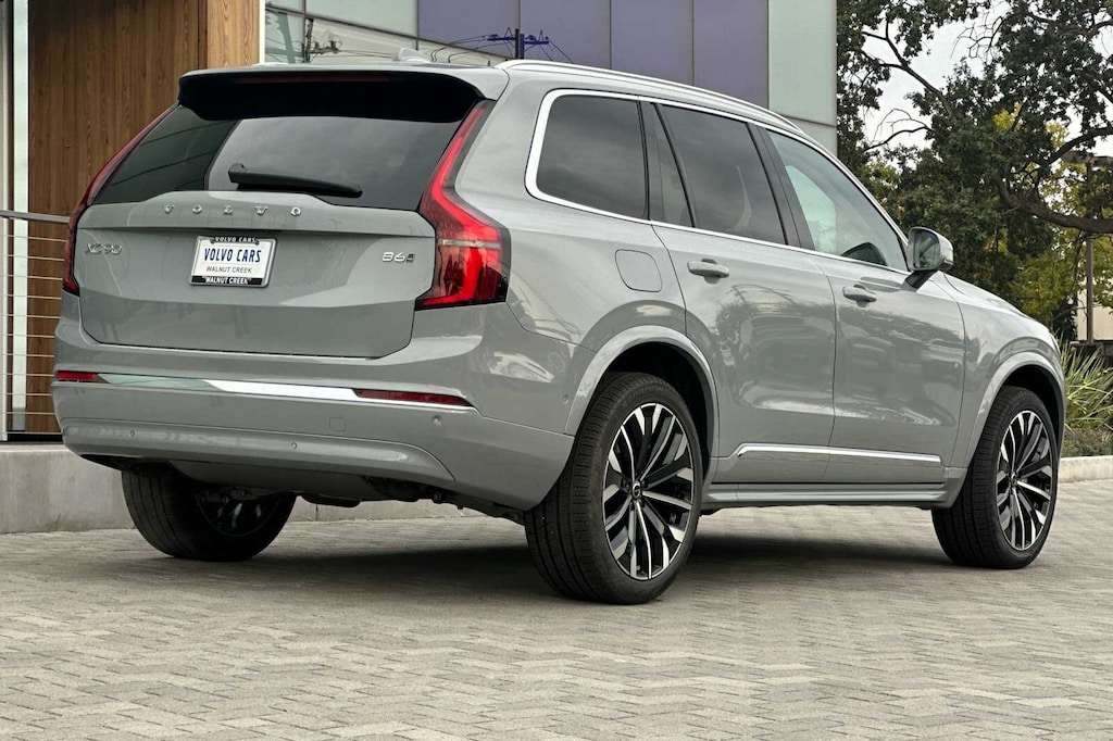 New 2026 Volvo XC90 B6 Plus 7-Seater SUV