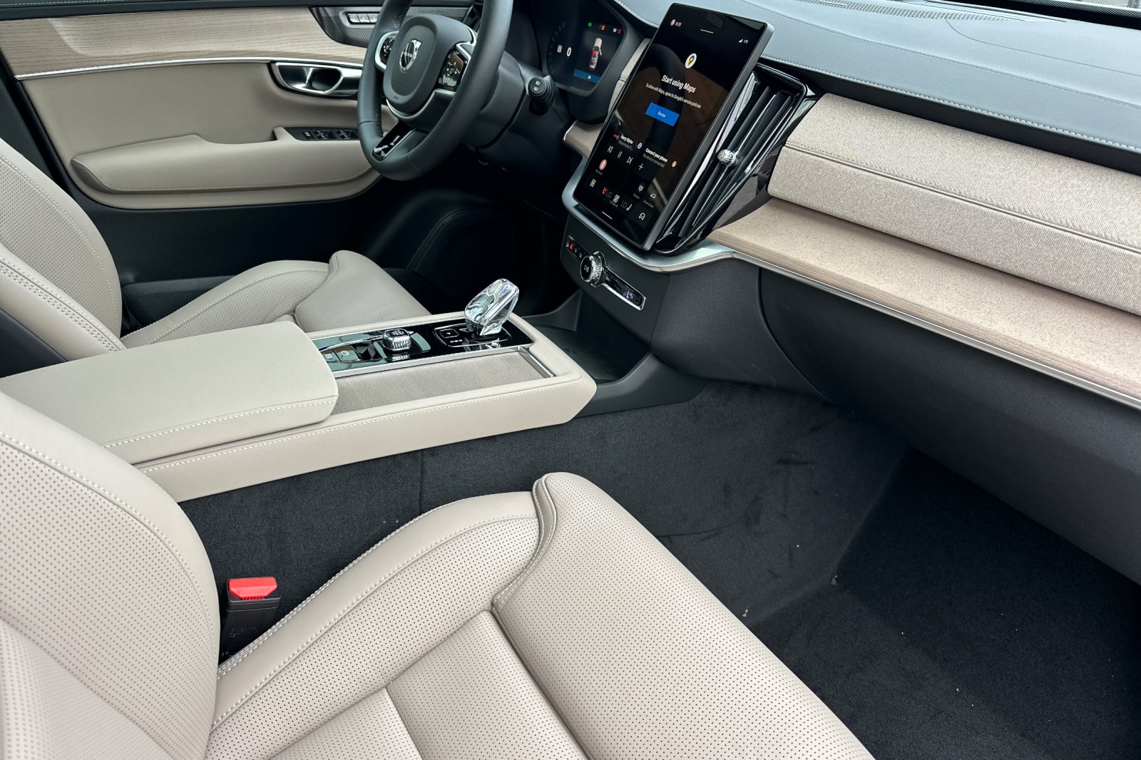2026 Volvo XC90 Ultra - Photo 15