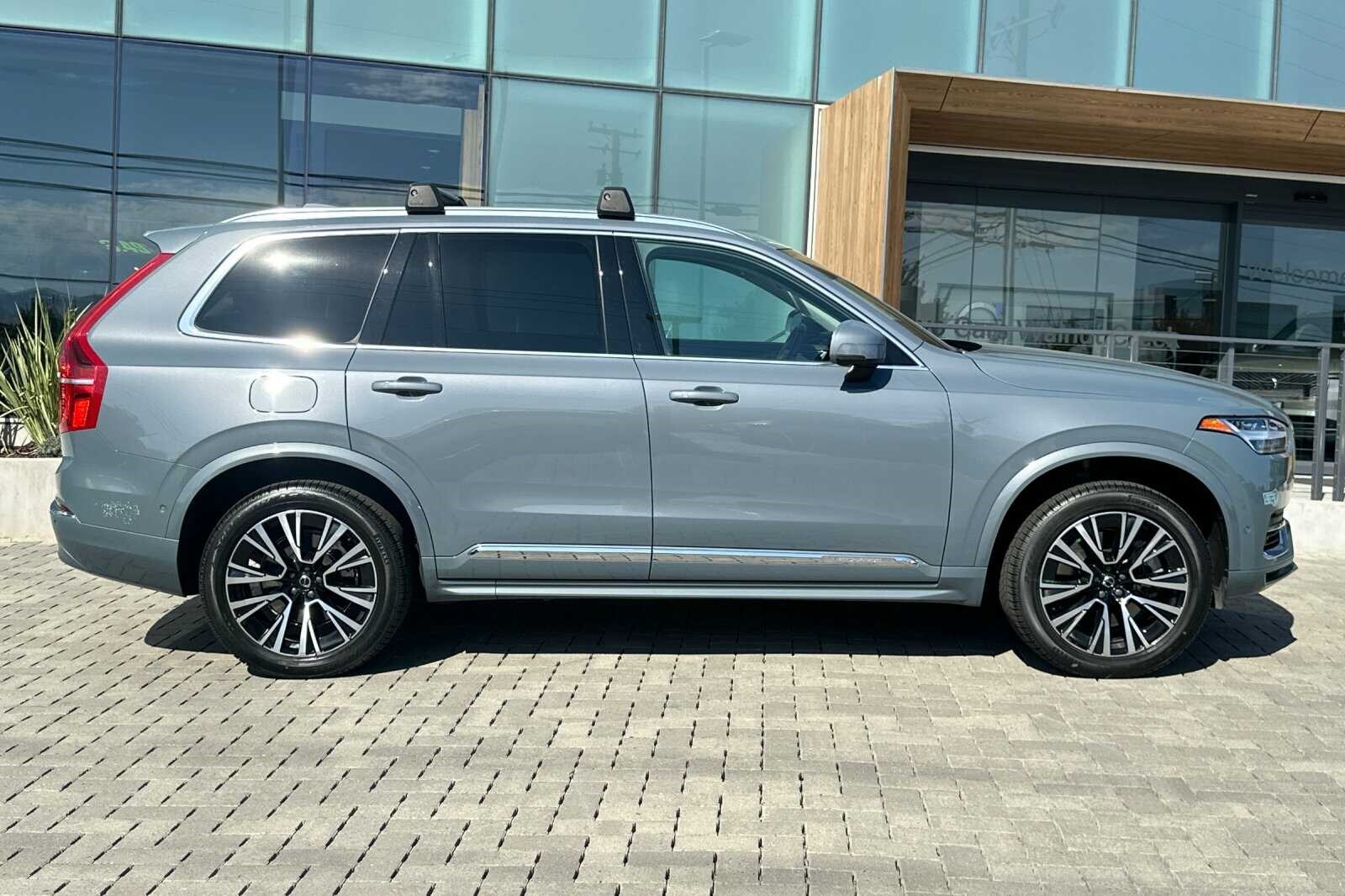 2023 Volvo XC90 Recharge Plus photo 3