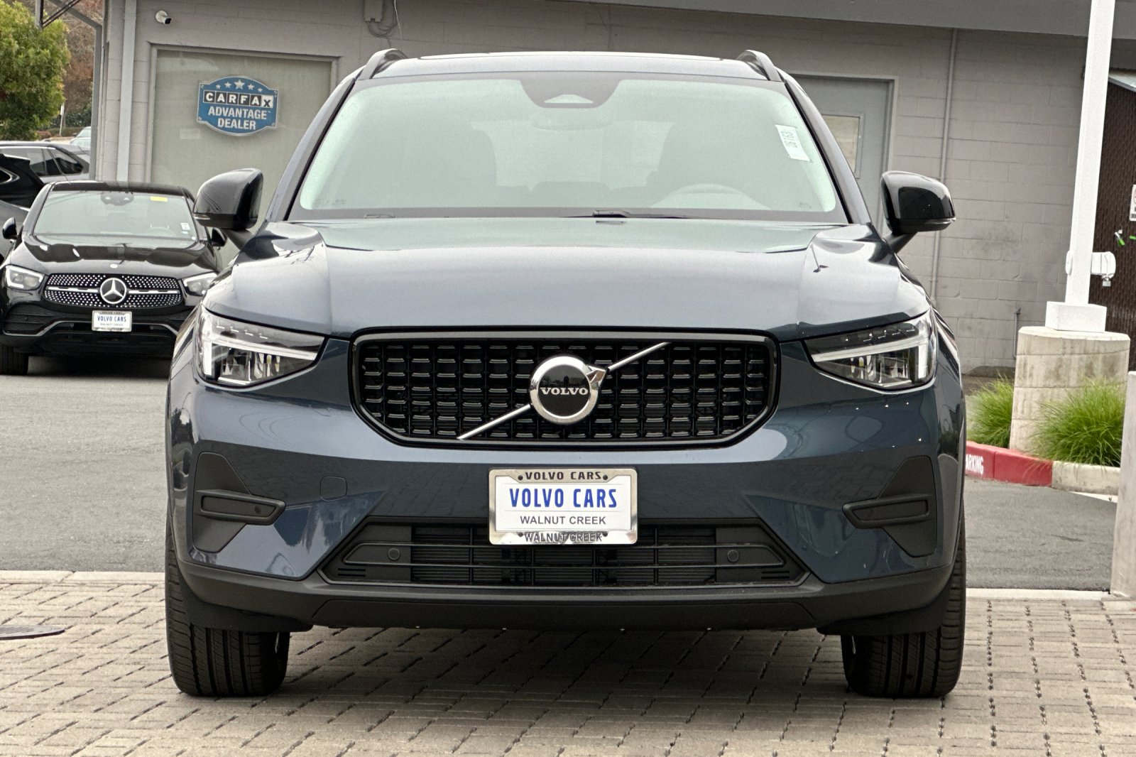 2026 Volvo XC40 Core - Photo 9