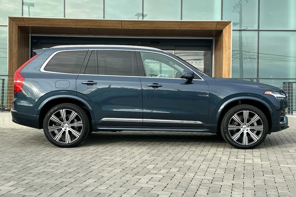 2023 Volvo XC90 Recharge Plus photo 3