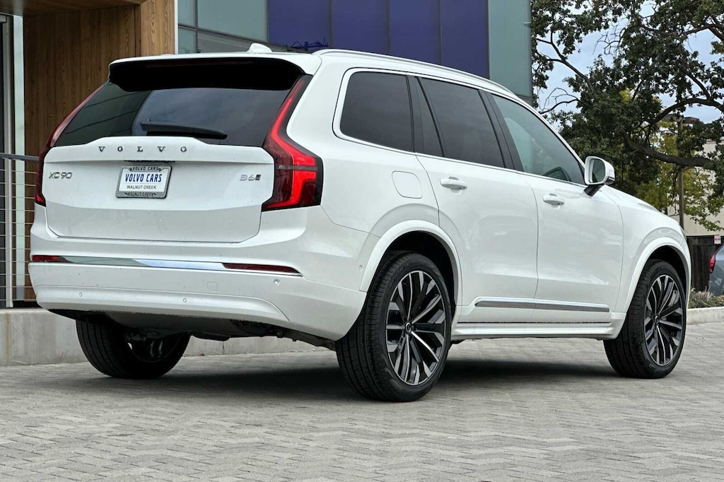 New 2026 Volvo XC90 B6 Ultra 7-Seater SUV