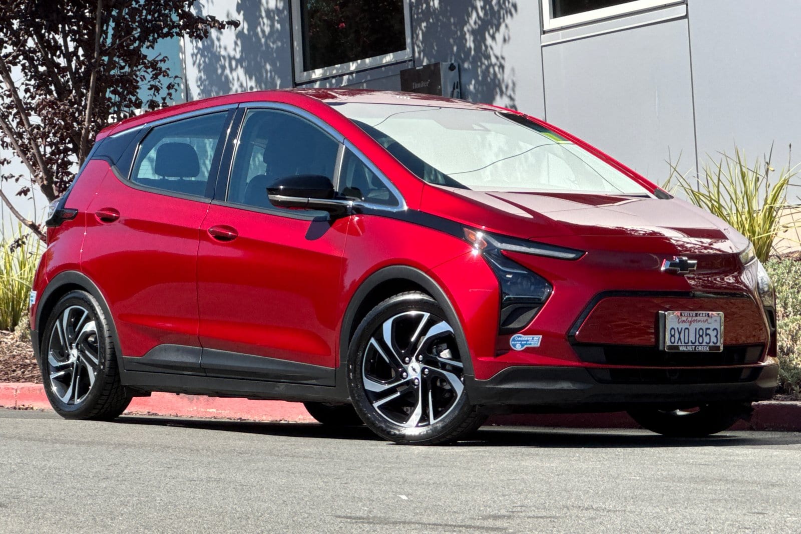 Used 2022 Chevrolet Bolt EV 2LT with VIN 1G1FX6S01N4101434 for sale in Walnut Creek, CA